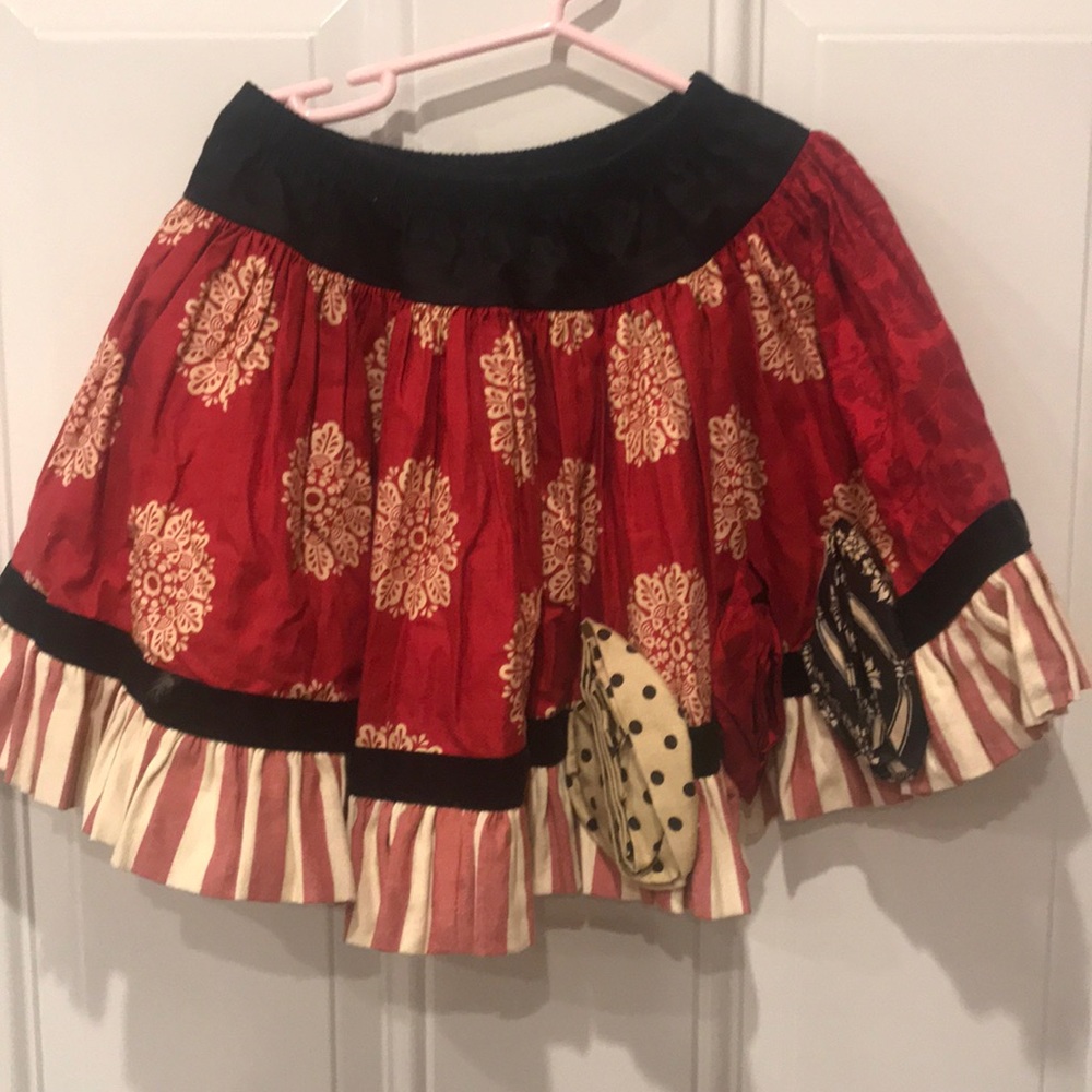 Persnickety holiday skirt